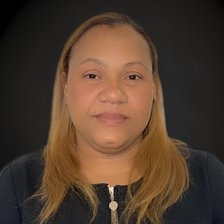 team-3 foto juanely 2x2